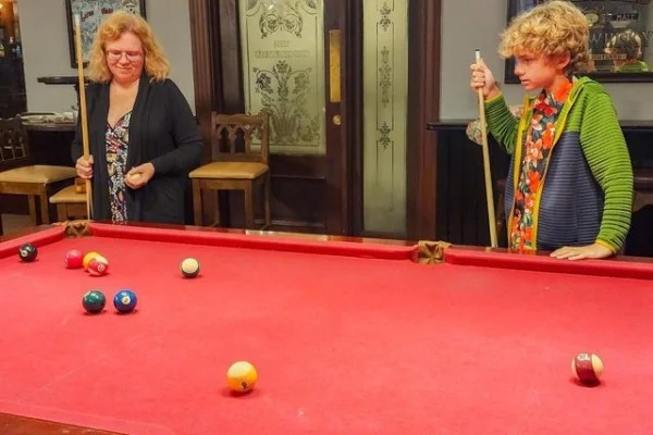 从棋局内容看围棋国手战丁浩卫冕前景与辜梓豪近期状态走势解读